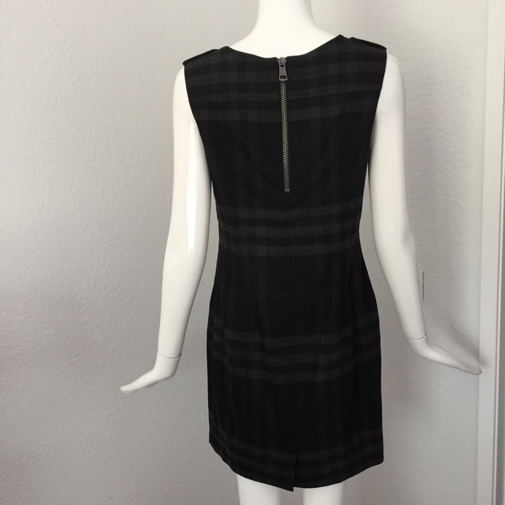Burberry gray check shift wool dress - Picture 10 of 13